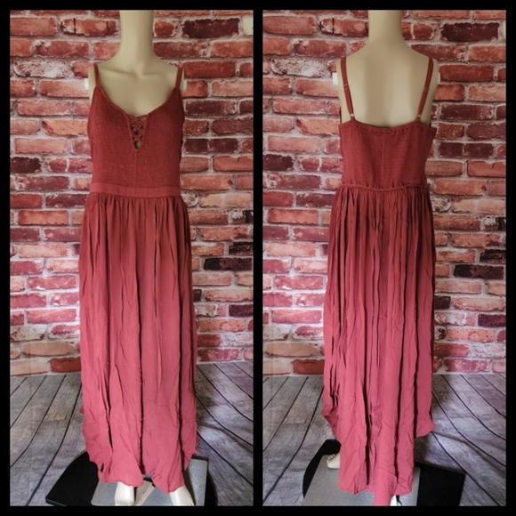 City Chic Belize Maxi Dress 14, 16, 18, 20, 22 NWT - Picture 2 of 3